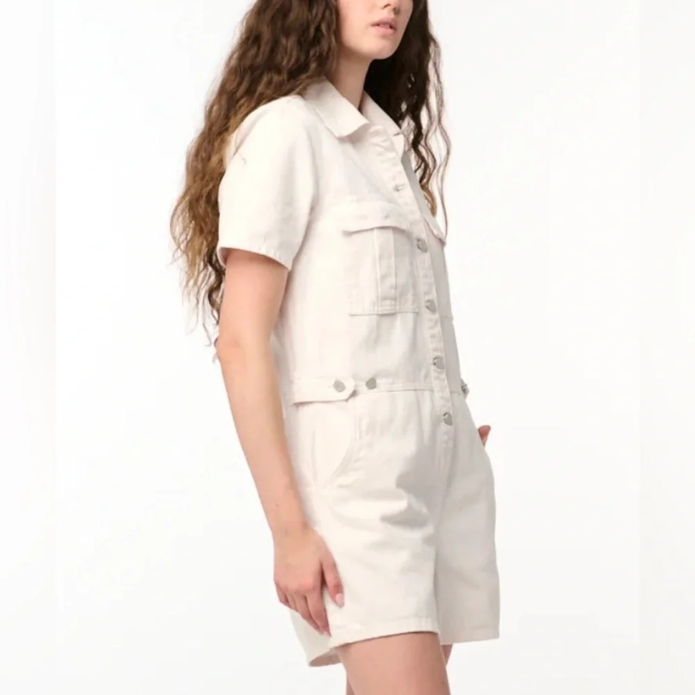 BLANK NYC STRAWBERRY PUNCH ROMPER STRIPES WITH POCKETS SIZE MEDIUM NEW - Picture 2 of 12